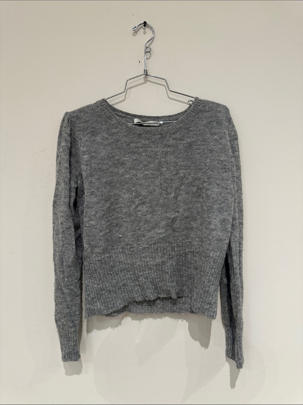 Women's Gray Crewneck Sweater - Soft Ribbed Hem